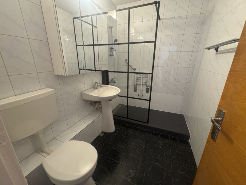 Apartament rar la vanzare