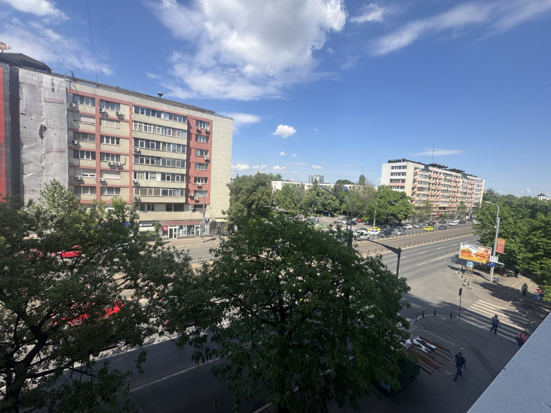 Apartament rar la vanzare