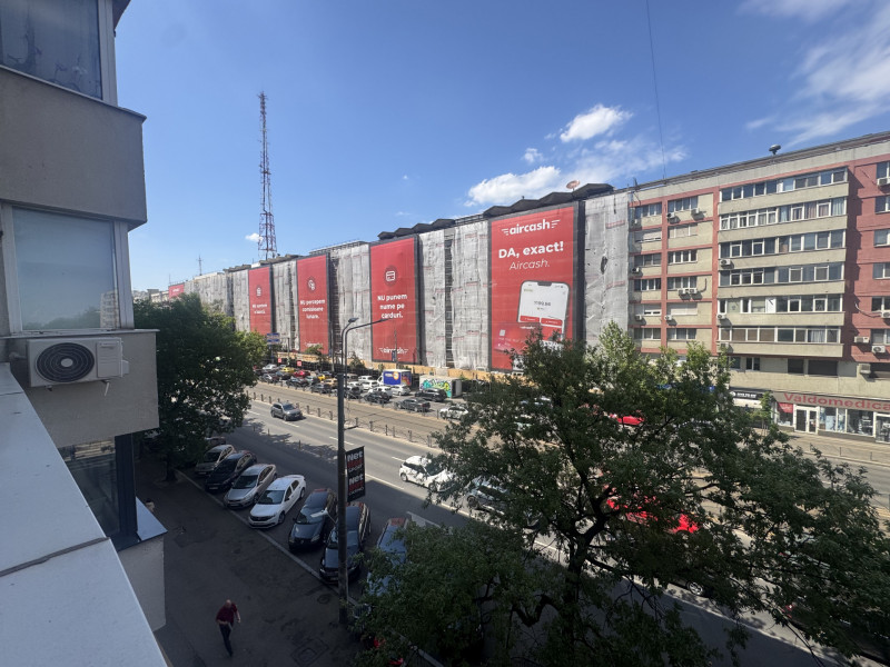 Apartament rar la vanzare
