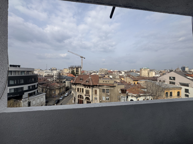 Birou cu view, în inima orasului