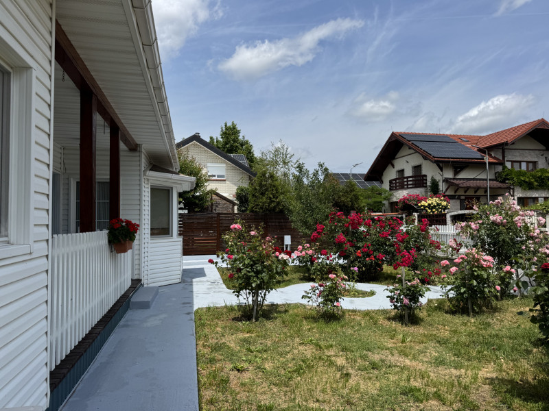 VILA 4 DORMITOARE/LIFESTYLE/VEDERE LAC