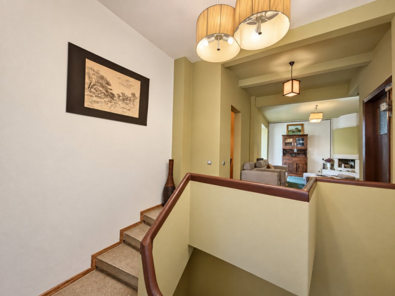 MAI mult decât un Apartament | 188 mp și CURTE în Domenii la 10 minute de Metrou