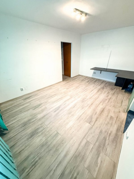 4 camere de vânzare | Etaj 1  | aproape de metrou Ștefan cel Mare – Obor 