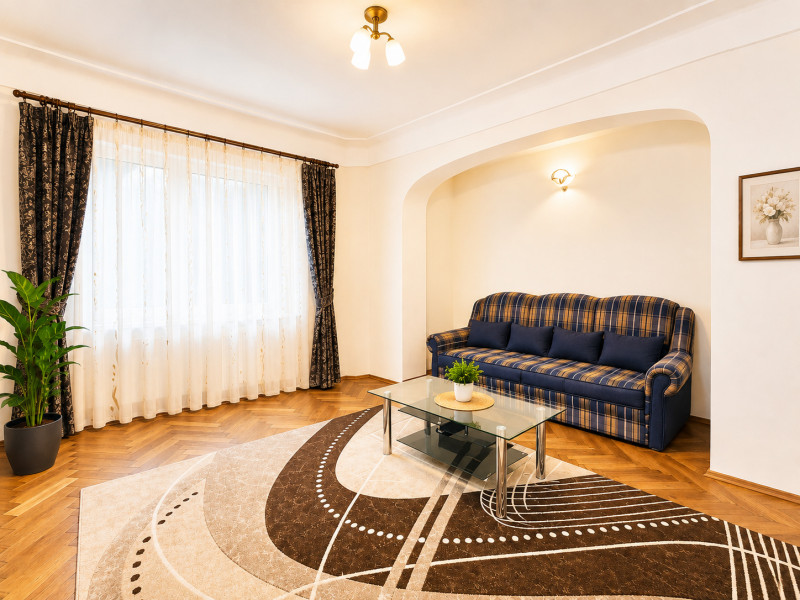 Apartament 5 camere Armenesc - Corbeni
