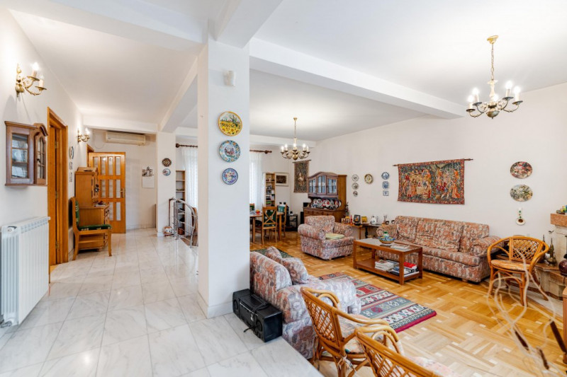 Casă de vacanță sau locuință permanentă, teren 2649 mp, Snagov - Ciofliceni