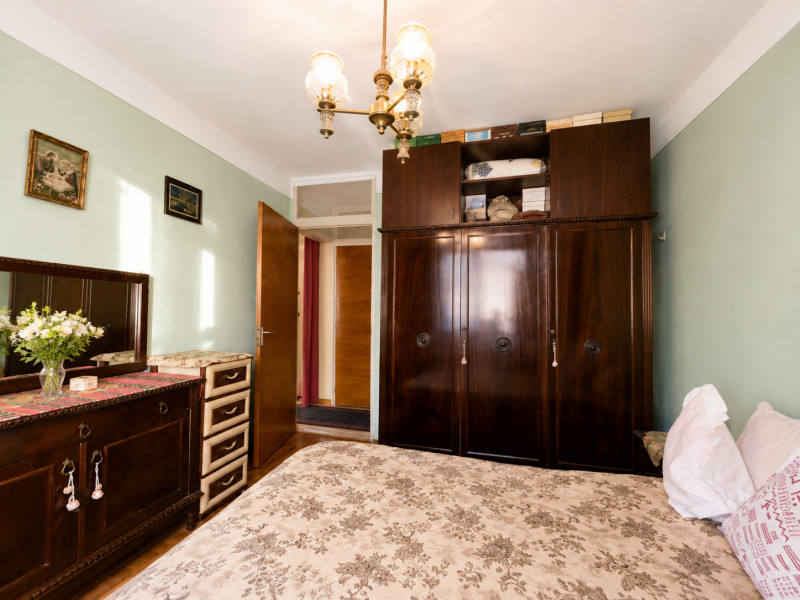 Un apartament care asteapta sa fie redesenat, C-tin Titel Petrescu, 7