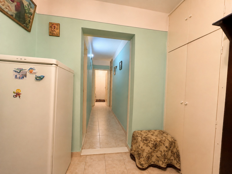 Un apartament care asteapta sa fie redesenat, C-tin Titel Petrescu, 7