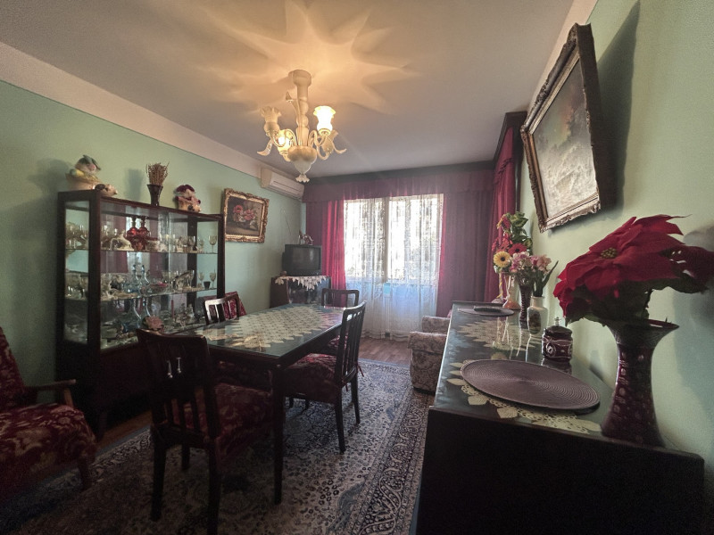 Un apartament care asteapta sa fie redesenat, C-tin Titel Petrescu, 7