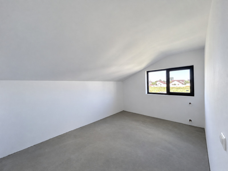 Vila individuala cu 4 camere si teren de 400 mp – Domnesti, zona Teghes