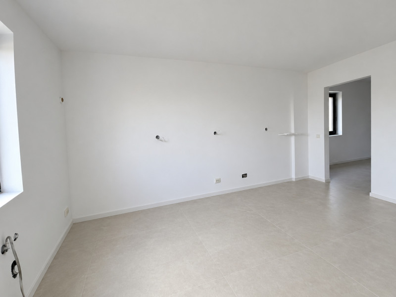 Vila individuala cu 4 camere si teren de 400 mp – Domnesti, zona Teghes