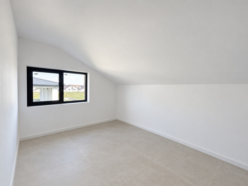 Vila individuala cu 4 camere si teren de 400 mp – Domnesti, zona Teghes