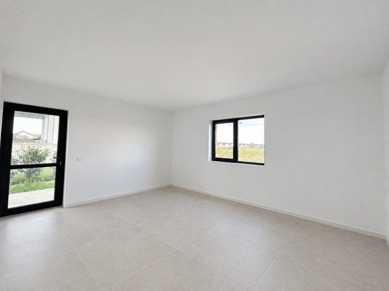 Vila individuala cu 4 camere si teren de 400 mp – Domnesti, zona Teghes