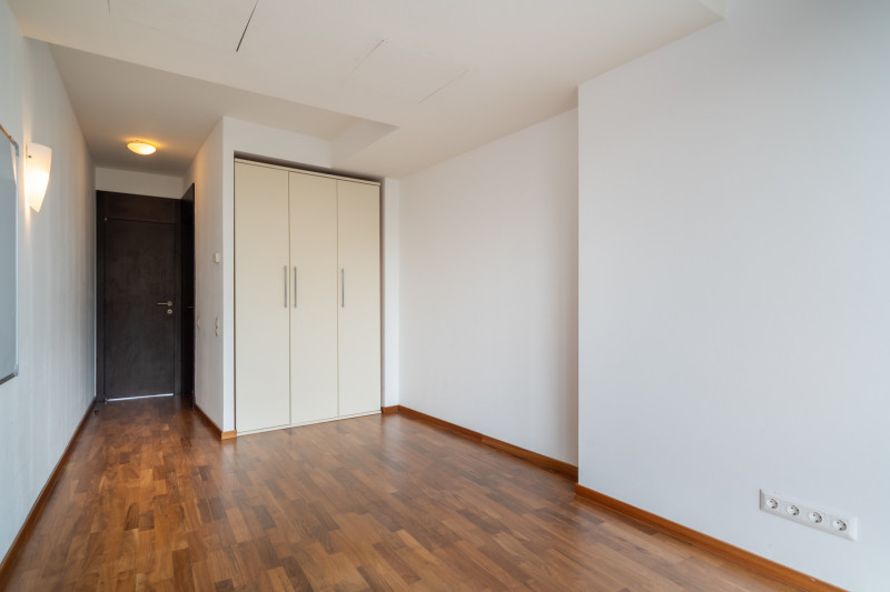 5 camere 185 MPU | Amfiteatru - Iancu Nicolae | 2 locuri parcare