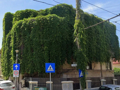 Apartament cu personalitate în vilă – 73,69 mp utili + boxă – Popa Nan