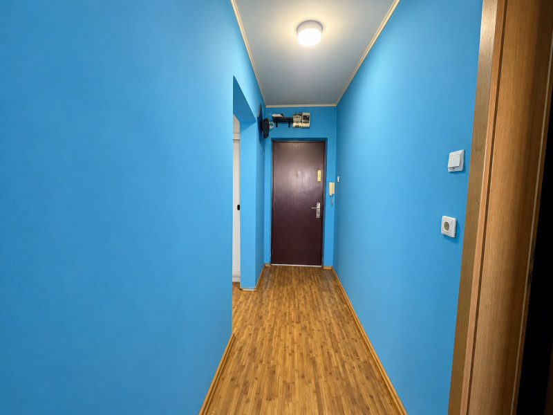 Închiriere 2 camere decomandat Piața Bobocica