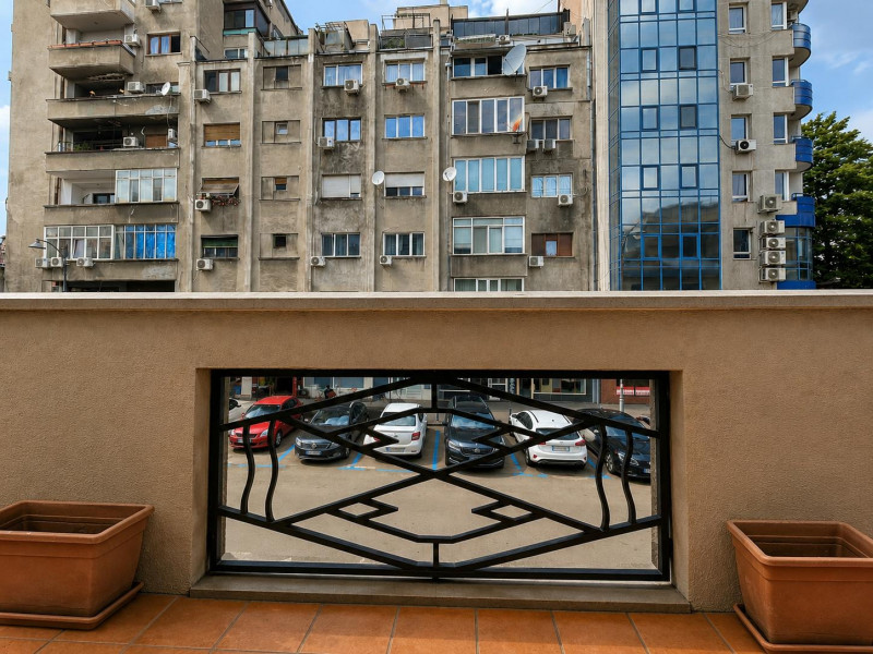 VÂND ADRESĂ, PENTRU O PRINȚESĂ! BATISTEI 4 CAMERE
