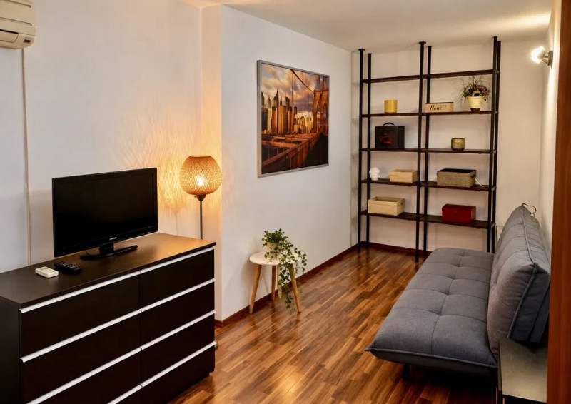EVREIESC–Udriște  vând împreuă două apartamente independente, 144 mp în vilă