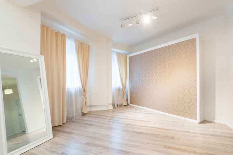 Apartamentul cu living imens