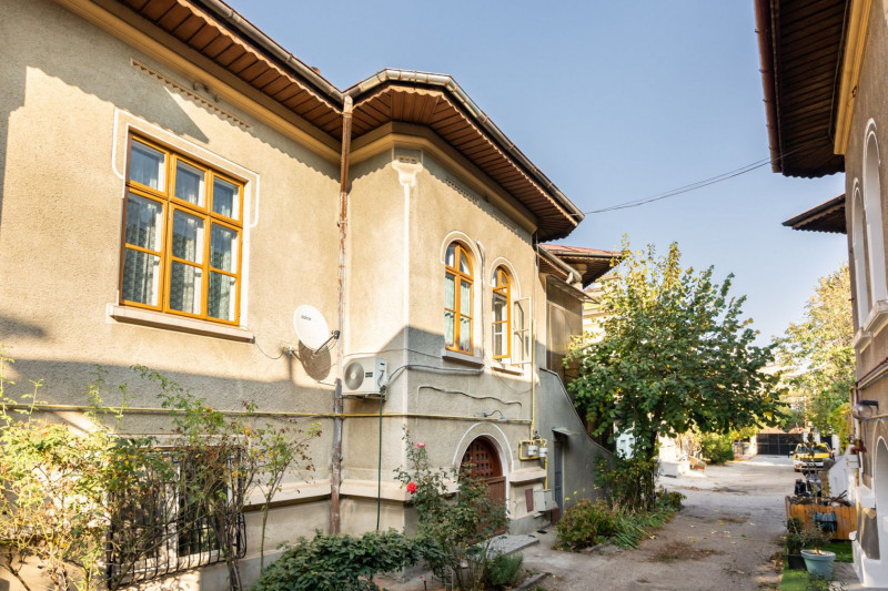 Vanzare apartament in vila Pache Protopopescu