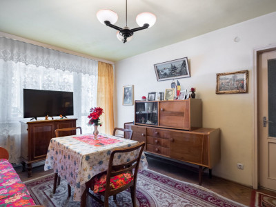 Vanzare apartament 2 camere Giulesti