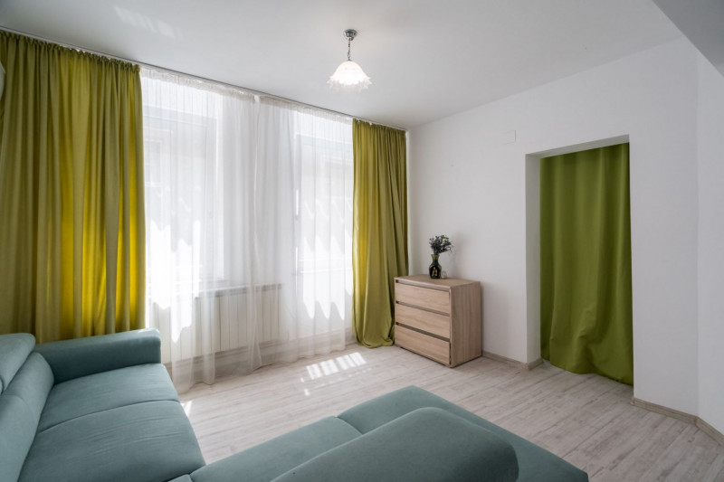 Vanzare apartament in vila S+P+1