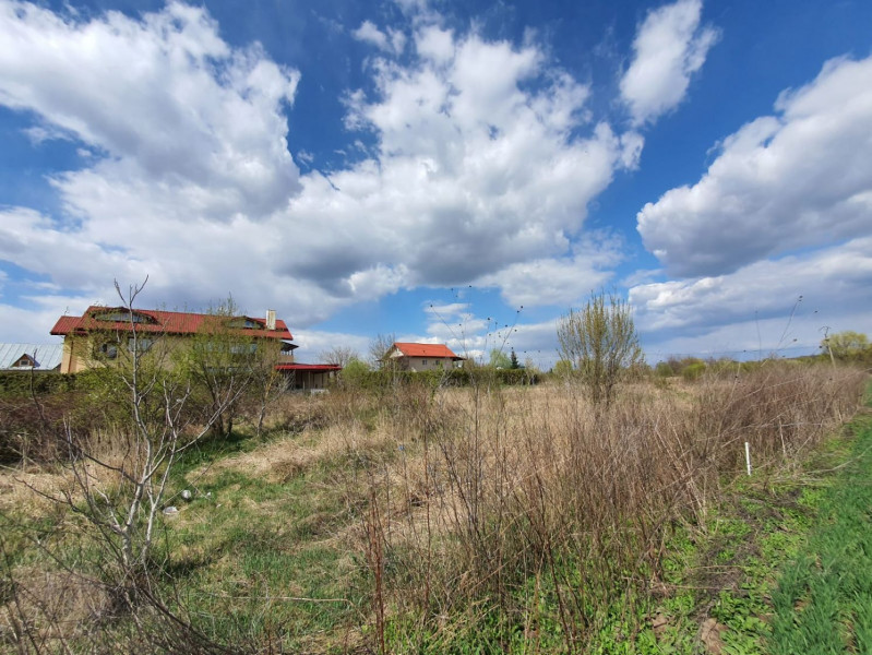 Vanzare teren langa lacul Snagov