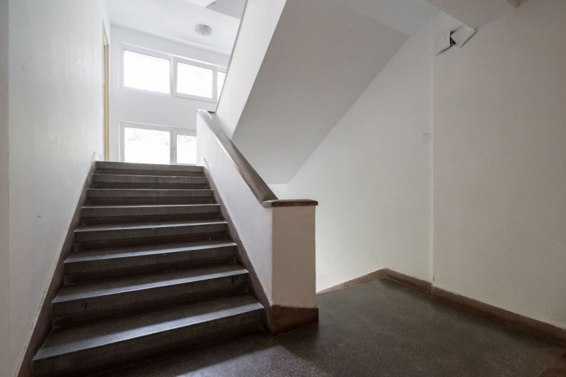 Vanzare apartament 2 camere bloc LIRIC Cismigiu