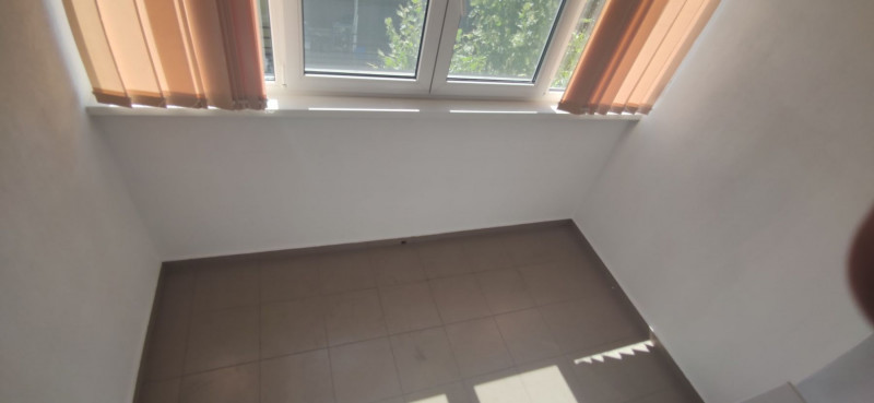 VANZARE 2 CAM APARĂTORII PATRIEI