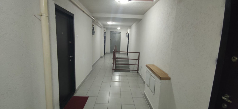 VANZARE 2 CAM APARĂTORII PATRIEI