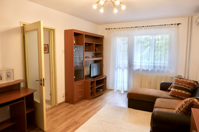 Apartamentul dintre parcuri