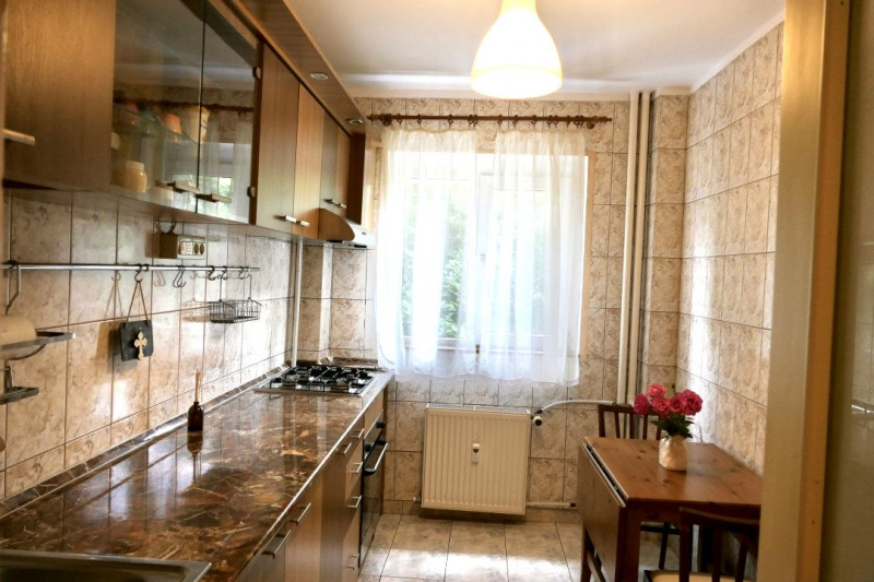 Apartamentul dintre parcuri