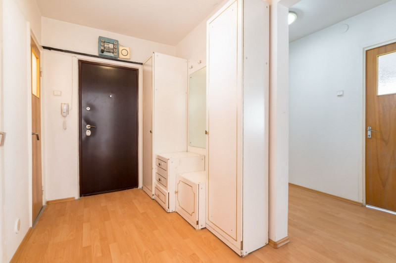 Vanzare apartament 4 camere Dr Taberei Scoala Sf Andrei