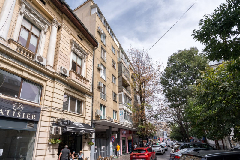 Vanzare apartament 2 camere cu terasa Pta Amzei