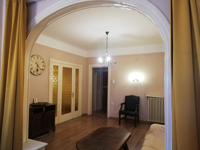 Vanzare apartament 4 camere Mosilor