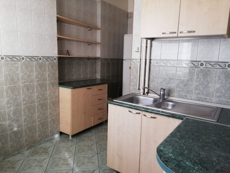 Vanzare apartament 4 camere Mosilor