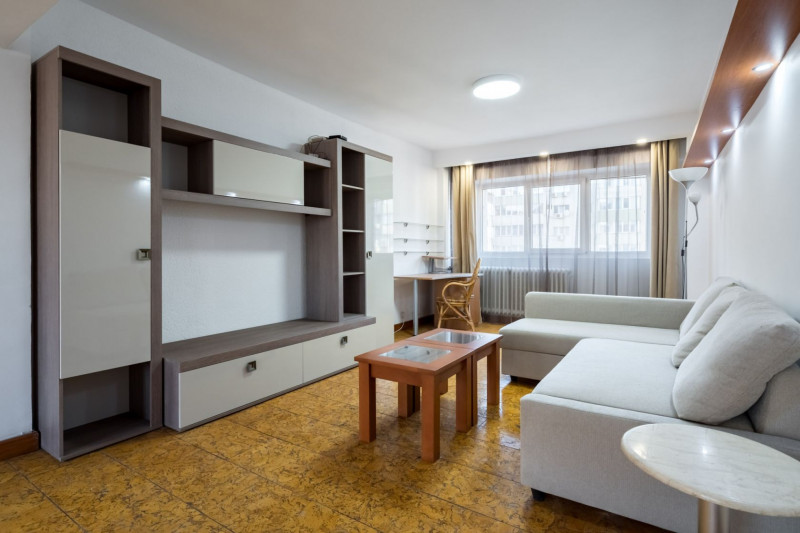 Cel mai mare apartament de 3 camere de pe Titulescu!