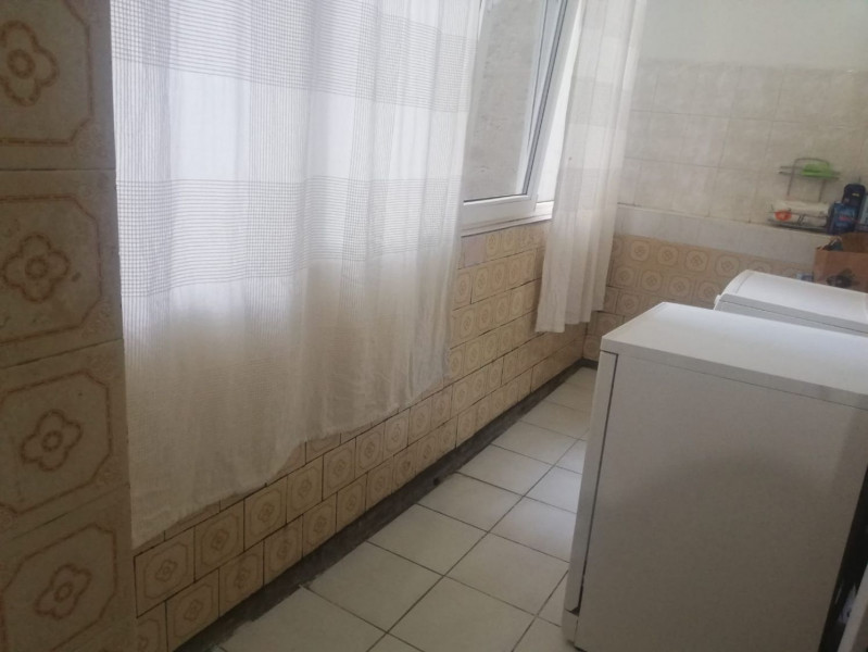 Inchiriere apartament 3 camere Eminescu bloc diplomati