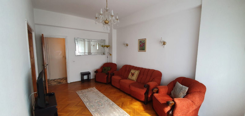 Inchiriere apartament 3 camere Eminescu bloc diplomati