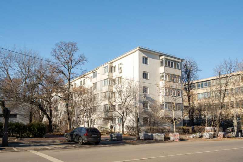Apartamentul dintre parcuri