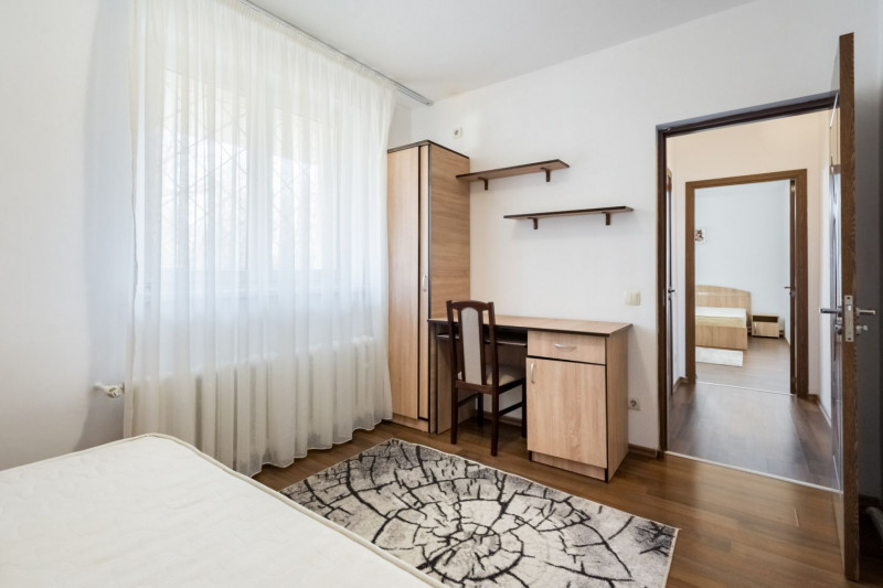 Apartamentul dintre parcuri