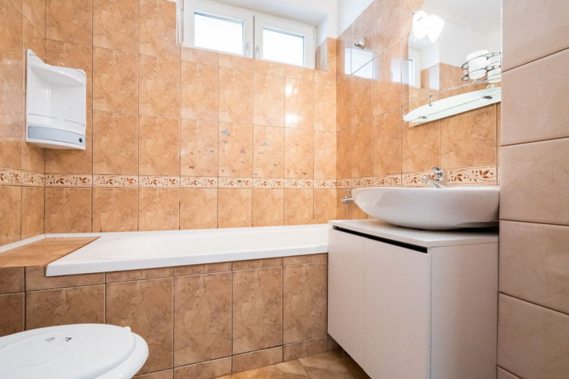Apartamentul dintre parcuri