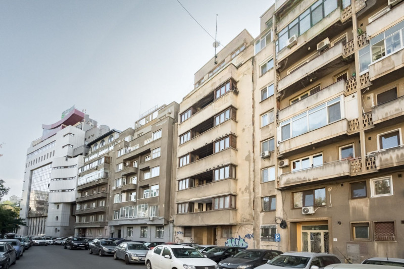 Apartament 3 camere pentru investiție 