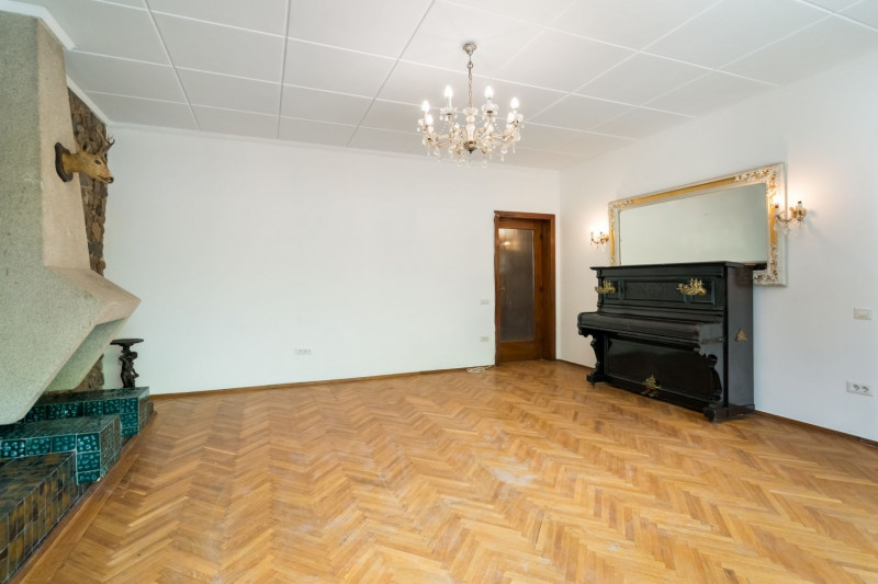 Apartament 4 camere Moxa Calea Victoriei