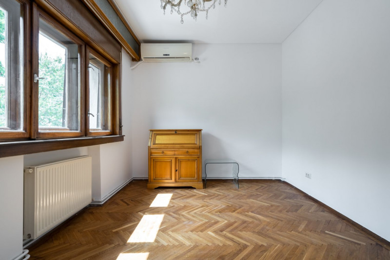 Apartament 4 camere Moxa Calea Victoriei