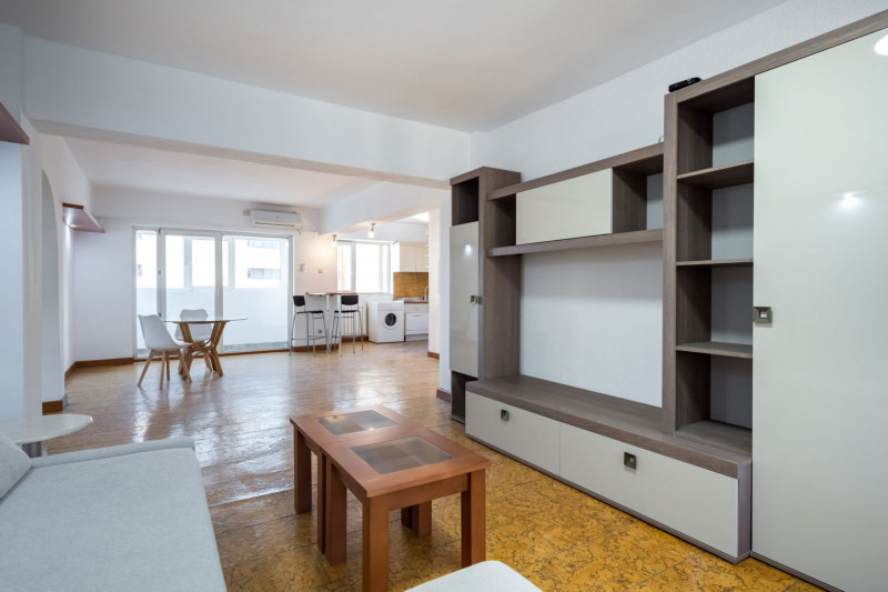 Cel mai mare apartament de 3 camere de pe Titulescu!