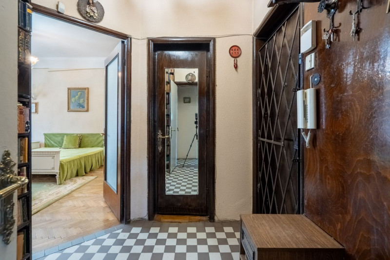 Apartament cu poveste