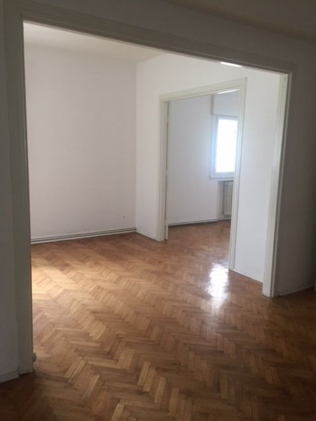 Inchiriere apartament 4 camere Unirii