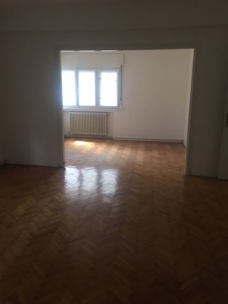 Inchiriere apartament 4 camere Unirii