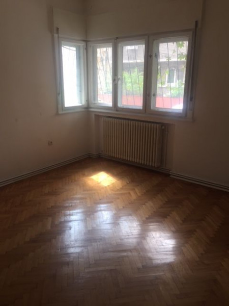 Inchiriere apartament 4 camere Unirii