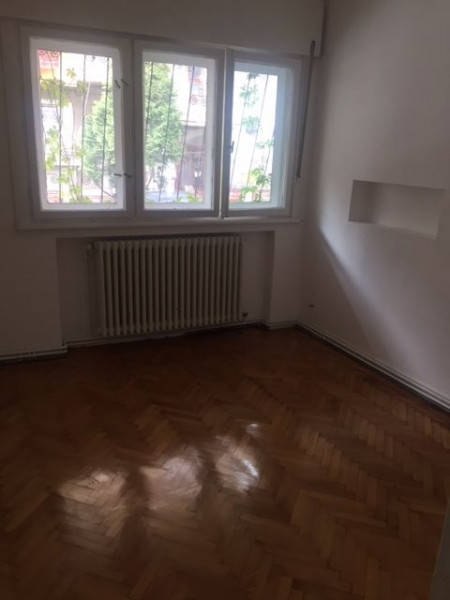 Inchiriere apartament 4 camere Unirii